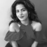 Iswarya Menon Instagram - Hold me close & hold me fast ,the magic spell you cast. This is La vie en rose 🥀 🎵 🎶