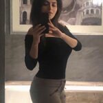 Iswarya Menon Instagram – 🖤