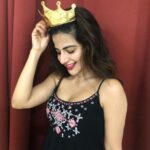 Iswarya Menon Instagram - Princess for the day 👸 . Thank you all for making me feel like one 😍❤️ . #may8 #birthdaygirl #yesitsmybirthday 😬😁