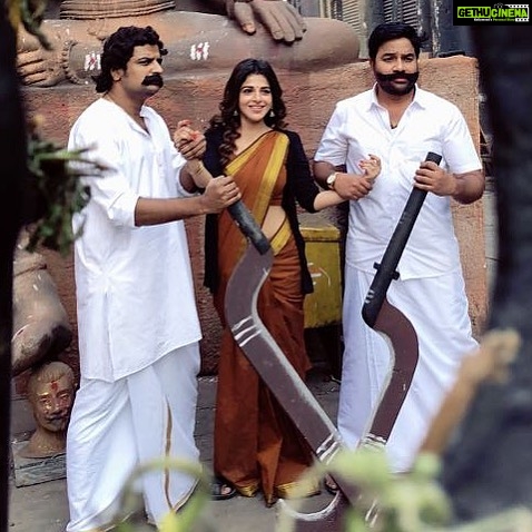 Iswarya Menon Instagram - Which scene is this? 🤔 Ppl who havent watched the film go figure it out yourself 😃😝 . #tamilpadam2 #tamizhpadam2 #runningsuccessfully 🤩