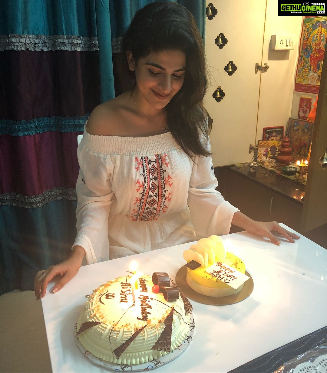 Iswarya Menon Instagram - Yesss!!!!!!!! I am the birthday girl for the day π Thank you all for the wishes π means a lot!! The love you ppl shower on me, plz keep it coming!! Itβs never enough.. πππ