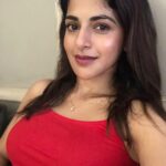 Iswarya Menon Instagram – Exploring the #iphonexportrait ❣️