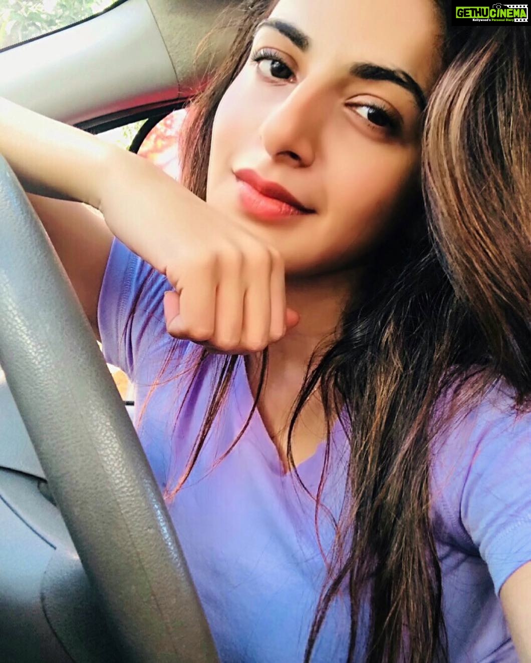 Iswarya Menon Instagram - After a great workout 🤩😍 #sweatitout #nothinglikeagoodworkout #fitfabcurvy #lookgoodfeelgood 🤓