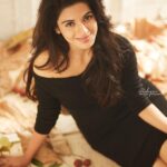 Iswarya Menon Instagram - Posting this picture again! Bcz I like it 😋