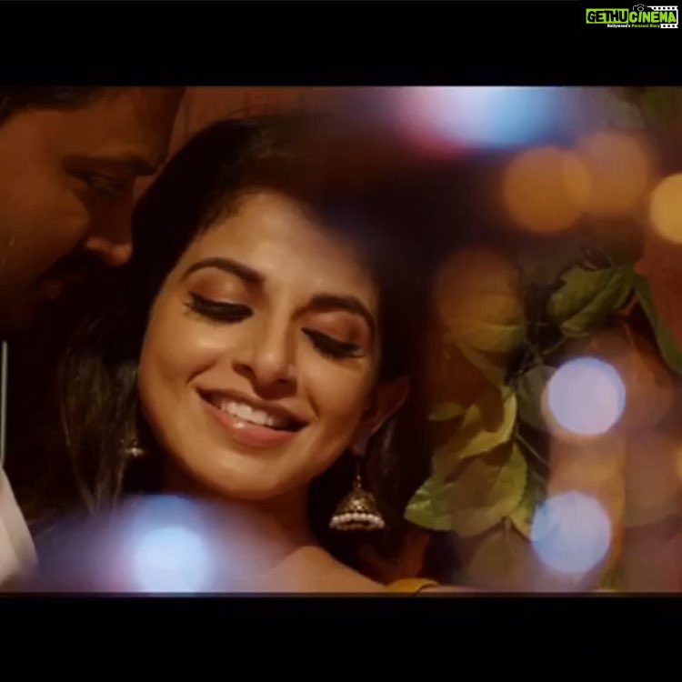 Iswarya Menon Instagram - 'Veratamma veraturriye ' from my movie Veera releases on the 17th ❤️ that is tomorrow midnight 😀 Just can't wait for all of u to hear it 😍 #veera