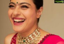 Kajol Instagram - Started off all beautiful and then someone cracked a joke 😳😜 #alldressedup #durgapuja #sohappytobehere 🙏