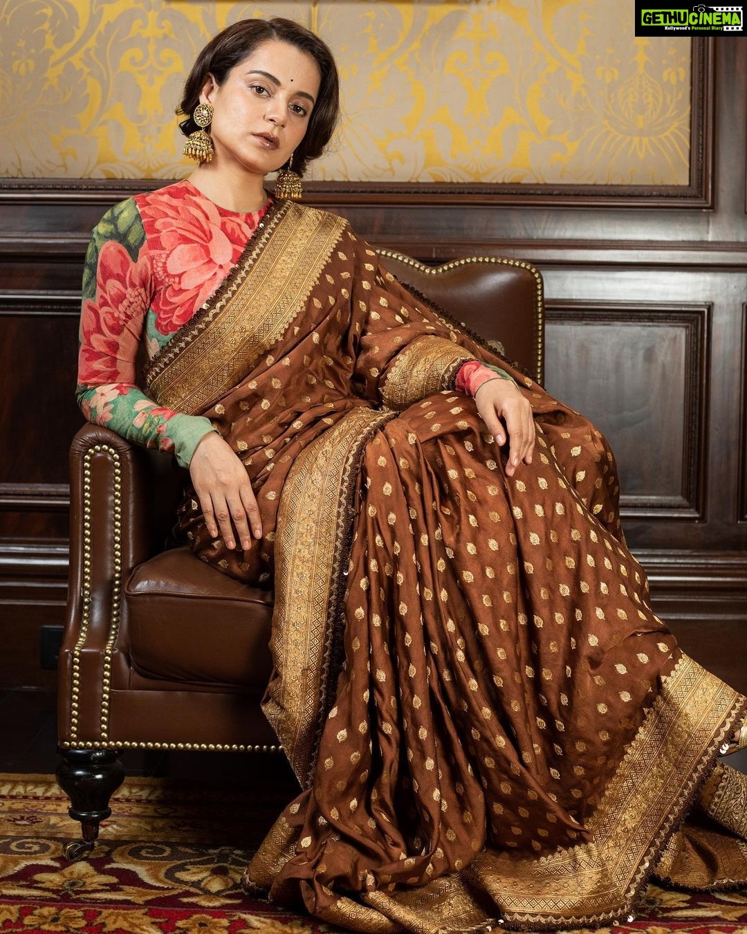 Kangana Ranaut Instagram - All ready for Parliamentarians and Ministers screening in Delhi ….. Rarely we celebrate our politicians and very few films on politics and politicians are made, one such rare film is Thalaivii based on former chief minister of Tamilnadu Dr.J.Jayalalithaa…. Honoured to be hosting a screening for prominent politicians today 🇮🇳