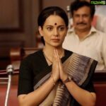 Kangana Ranaut Instagram - Two years ago, I embarked on a journey to play one of India's most iconic women onscreen. There were many obstacles and challenges in our way, but what kept me and my team going was the passion for Jaya Amma and Cinema. This Friday, our film will finally reach its audience, do give it a chance in a theatre near you. I am already overwhelmed by the glorious reviews for the film and simply can't wait for the public to see the film. Advance bookings are now open, book your tickets and enjoy the legendary Story of Amma Jayalalithaa on the big screen❤️ Please book tickets from the link below: https://in.bookmyshow.com/movies/thalaivii/ET00097273