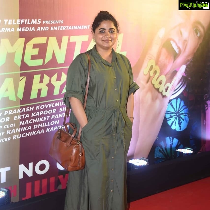 Kangana Ranaut Instagram - A starry night with stars of all kinds! Kangana's special screening of #JudgementallHaiKya was graced by the presence of these people. Watch #JudgeMentallHaiKya on 26th July 2019 in your nearest theaters. Bookings Open!