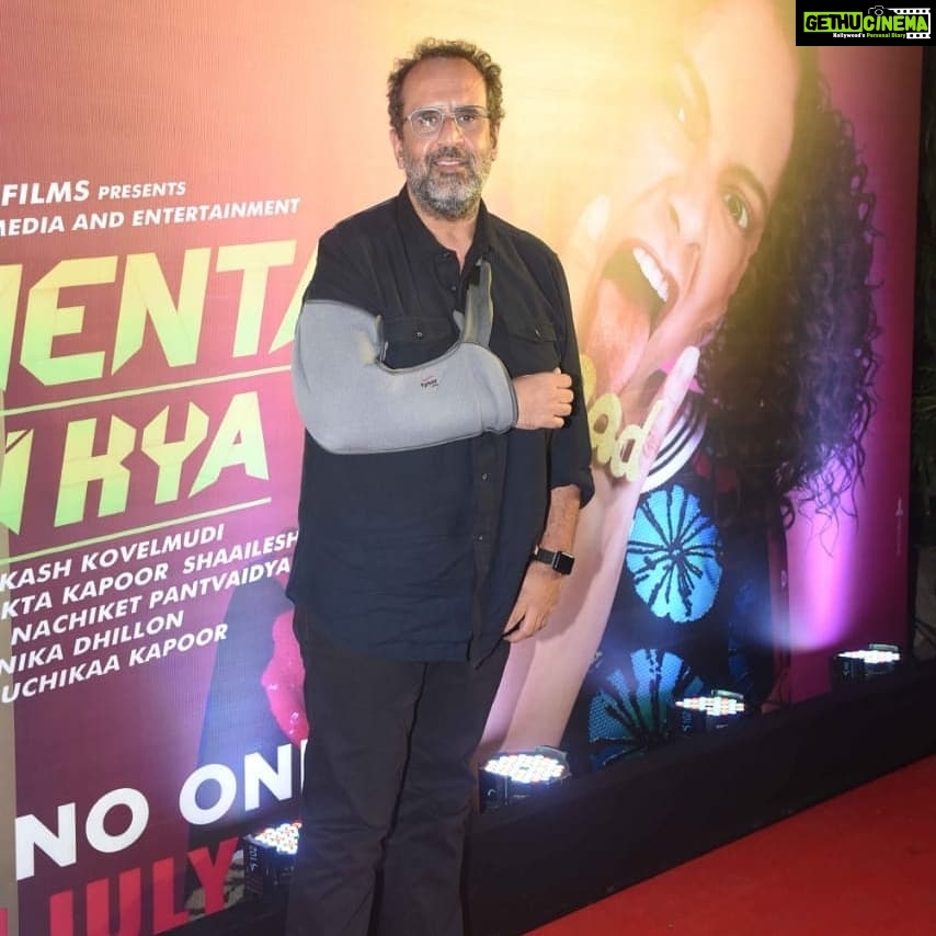 Kangana Ranaut Instagram - A starry night with stars of all kinds! Kangana's special screening of #JudgementallHaiKya was graced by the presence of these people. Watch #JudgeMentallHaiKya on 26th July 2019 in your nearest theaters. Bookings Open!