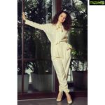 Kangana Ranaut Instagram - Shine bright like a diamond ✨✨✨ . . . Outfit - @tibi Shoes - @louisvuitton Hair - @hairbyhaseena Make up - @albertchettiar Styling: @stylebyami @mala_agnani @shnoy09 Assisted by @tanyamehta27 Photographer - @ravindupatilphotography