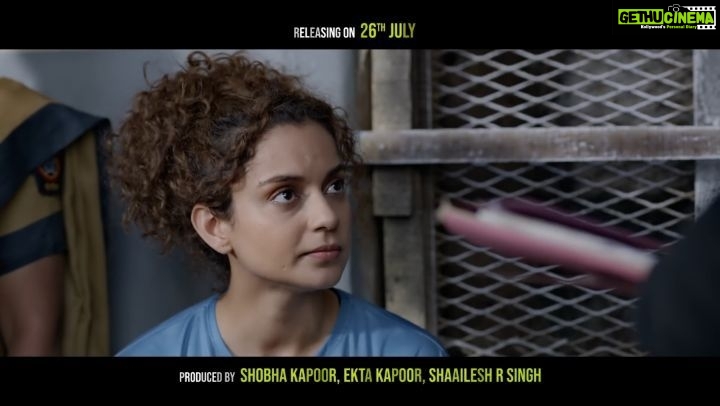 Kangana Ranaut Instagram - She’s crazy but she’s comfortable. 😉 Meet Bobby on 26th July. #JudgeMentallHaiKya @rajkummar_rao @ektaravikapoor @shobha9168 @ruchikaakapoor @shaaileshrsingh @prakashkovelamudi @kanika.d @balajimotionpictures @ZeeMusicCompany @Karmamediaent @Zeestudiosint #JudgeMentallHaiKya #JudgeMentallHaiKyaOn26thJuly #TrustNoOne