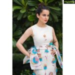 Kangana Ranaut Instagram - THE QUEEN IS SHINING! ✨ Wearing an exquisite floral jacquard dress from @edelinelee! . . . . . Outfit - @edelinelee Shoes - @tomford Hair - @hairbyhaseena Make up - @albertchettiar Styling - @stylebyami @mala_agnani @shnoy09 Photographer - @arorachinmay, @thecinemadreamer The Oberoi, New Delhi