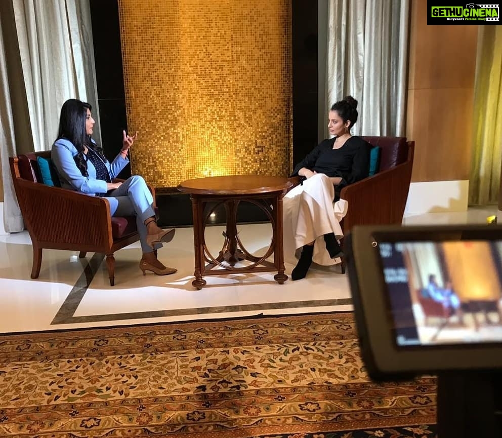 Kangana Ranaut Instagram - #KanganaRanaut in a rather candid interview with @zeenews for the promotion of #JudgementallHaiKya. . . . . . . #TrustNoOne #NewDelhi #Promotions
