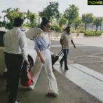 Kangana Ranaut Instagram - STOP 🔥 THE 🔥 PRESSES 🔥 . . #kanganaranaut was spotted at the airport in a fashion-forward look that is perfect for summers. 👄👄 . Top @heron Pants - @off____white Shoes - @fendi Shirt- @topshop Bag- @off____white