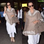 Kangana Ranaut Instagram - No Panga with #Airportfashion Dress: White Chickankari dress, gift by @Rangoli_r_chandel 🥰🥰 Shoes : @ysl Bag : @hermes 📸 Credit @manav.manglani #KanganaRanaut #airportdiaries✈️ #ethniclove