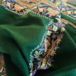 Kangana Ranaut Instagram – #WithLoveFromKashmir

Heartbreaking and so compassionate …. a gift from Kashmir
Thanking you @kashmirboxofficial for this gesture.
Also urging everyone to empower our own handicrafts artists & our beautiful cottage industry by buying and using their products.

#KanganaRanaut