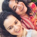 Kangana Ranaut Instagram – #Repost @ashwinyiyertiwari (@get_repost)
・・・
Thank-You ‘K’. Only spreading love everyday 🤗💚