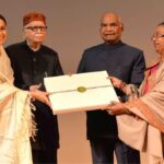 Kangana Ranaut Instagram - The #Queen & the hon'ble @presidentofindia along with eminent leaders, and dignitaries attend the historic screening of @manikarnikafilm at the #rashtrapatibhavan A historic moment for the Hindi Film Industry. Screening organised by #ZeeEntertainment @zeestudiosofficial @zeemusiccompany @kamaljain_thekj #PrasoonJoshi #LalKrishnaAdvani #ramnathkovind @shariq_patel #ManikarnikaTheQueenOfJhansi #Manikarnika #KanganaRanaut