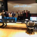 Kangana Ranaut Instagram - The Unsung heroes! The Technical Crew of #ManikarnikaTheQueenOfJhansi strike a pose with the Director #KanganaRanaut at the Post Production Studio. #ForceBehindTheMagic #SoundMix #manikarnikaon25thjan2019
