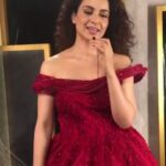 Kangana Ranaut Instagram – Quintessential bollywood fashionista #KanganaRanaut has a message to give as she gets ready to be a showstopper for @gauravguptaofficial at #blenderspridefashiontour2018 .

#MyExpressionMyPride
#MyStyleMyPride
#Fashion