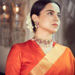 Kangana Ranaut Instagram - Always in the eye of the storm ….. looking at you storm ✌🏽 #Thalaivii