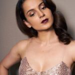 Kangana Ranaut Instagram - #KanganaRanaut looks like a diva in this dress by @gauriandnainika at the wrap up party of @manikarnikafilm. Make up by: @loveleen_ramchandani Hair : #haseena Style : @shnoy09 Photo : @kvinayak11 #manikarnika