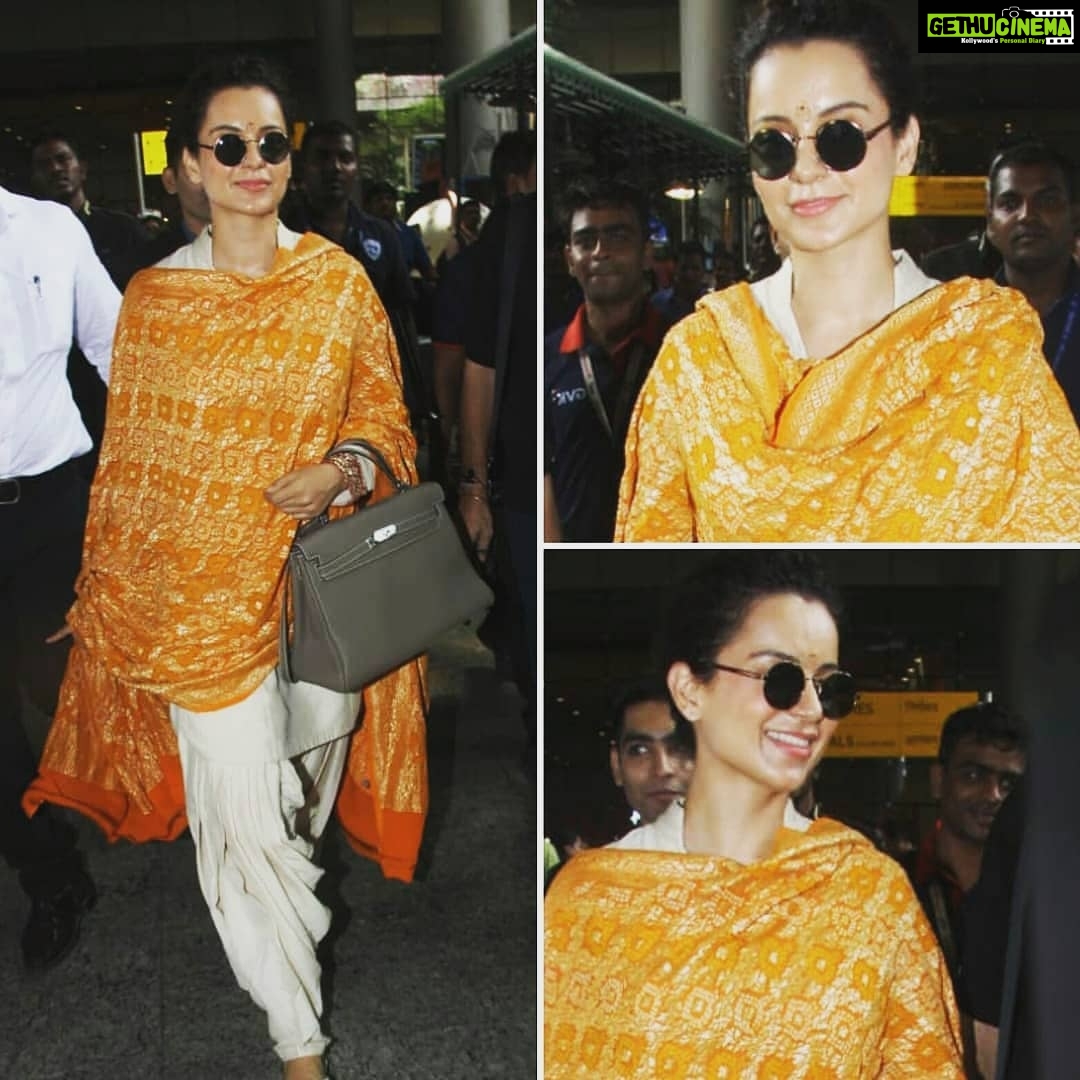 Kangana Ranaut Instagram - #KanganaRanaut defines grace! Spotted at the airport as she returns to #Mumbai after completing the shoot schedule of @manikarnikafilm #Manikarnika #airportdiaries