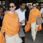 Kangana Ranaut Instagram - The queen #KanganaRanaut arrives back in #Mumbai after wrapping up the shooting of @manikarnikafilm #Manikarnika Pc: @viralbhayani . . . . . #airportfashion #airportoutfit #airportstyle #airportdiaries