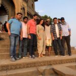 Kangana Ranaut Instagram - Team #Manikarnika radiating with joy as they film a special song sequence of #ManikarnikaTheQueenOfJhansi in Maheshwar. @ManikarnikaTheFilm @BoscoMartis #KanganaRanaut @zeestudiosofficial @KamalJain_TheKJ @radhakrishnaJagarlamudi @lokhandeankita #prasoonjoshi @senguptajisshu @shariq_patel @shankar.mahadevan @shankarehsaanloy @nishantpitti @easemytrip