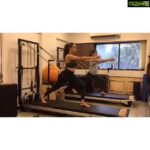 Kangana Ranaut Instagram - Repost from @namratapurohit - Sling and swing workout with #KanganaRanaut on the reformer. This is very challenging in an extremely fun way. The sling constantly pulls you back, adding resistance, and making you work harder to stabilise and engage each muscle! . . @team_kangana_ranaut . . #WeekendVibe #Strong #Kangana #pilateslovers #pilates #happyplace #PilatesGirl #pilatesbody #Bollywood #BollywoodFitness #namratapurohit