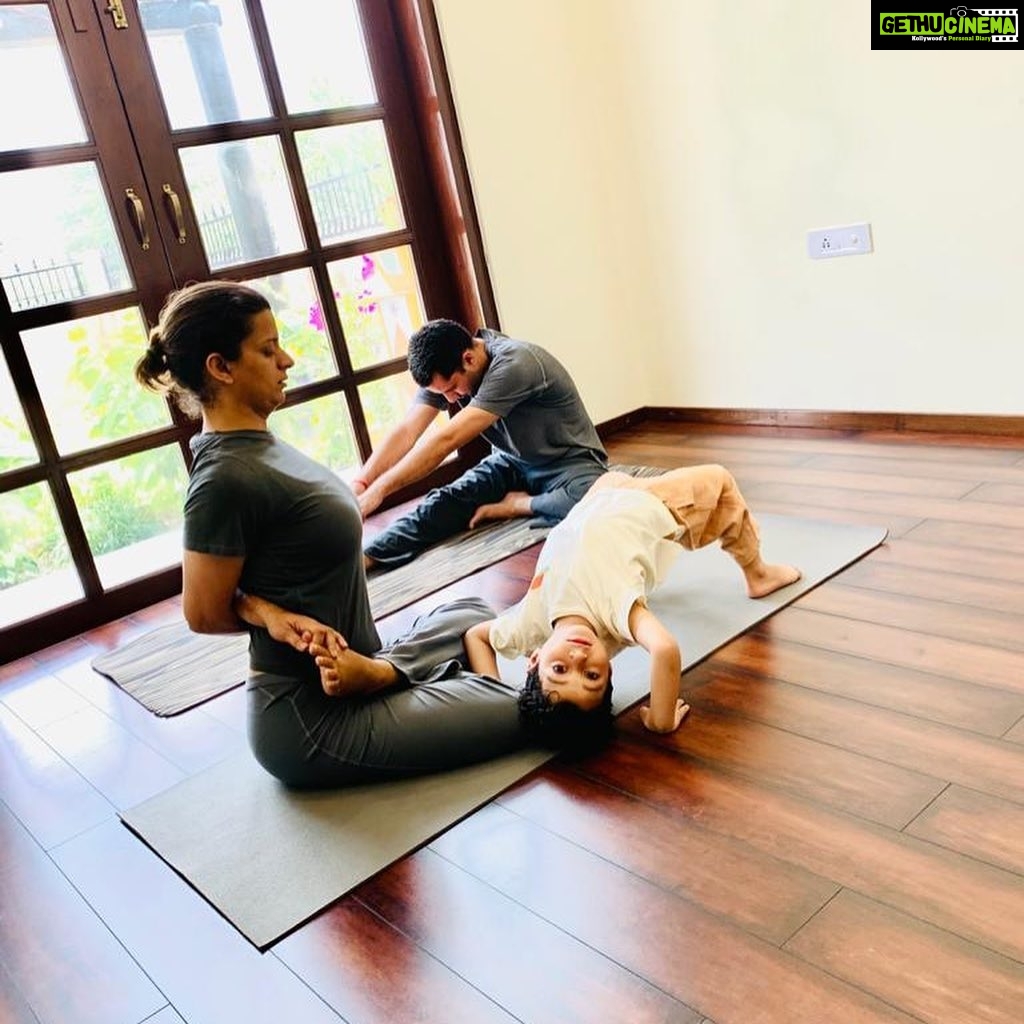 Kangana Ranaut Instagram - Rangoli has the most inspiring Yoga story, a road side Romeo threw acid on Rangoli when she was hardly 21, with third degree burns, half of her face burnt, one eye lost its vision, one ear melted away and a breast severely damaged, she had to go through 53 surgeries in 2-3 years but that wasn’t all, my biggest concern was her mental health as she had stopped to speak, yes no matter what happened she would not say a word just stare blankly at every thing, she was engaged to an Air Force officer and when he saw her face after the acid attack he left and never returned, even then she did not shed a tear neither she uttered a word, doctors told me she is in a state of shock, they gave her therapies and put her on medication for psychiatric help but nothing helped. That time I was hardly 19 years old, I did yoga with my teacher Surya Narayan and had no idea that it could help patients with burns and psychological traumas also with retina transplant recovery and lost vision … I desperately wanted her to talk to me, so I took her every where with me even to my Yoga classes. She started practising Yoga and I saw dramatic transformation in her. Not only she started to respond to her pain and my lame jokes but also regained her lost vision in one eye ….. Yoga is the answer to every question ( misery) you will ever have, did you give it a chance yet? #internationalyogaday