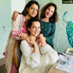 Kangana Ranaut Instagram - Most challenging during Covid was the isolation, it was lovely meeting friends and relatives today in Manali, going to meet grandmaa tom in Mandi...