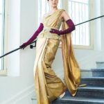 Kangana Ranaut Instagram - Today is #NationalHandloomDay. Let's promote handloom, handmade, artisanal, and everything our nation should be proud of. When you choose handloom you choose weavers who are struggling for their survival, you choose to be #vocalforlocal, you choose mother earth, and love for every single being on this planet. #vocalforhandloom #savetheweave
