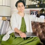 Kangana Ranaut Instagram - She uses this phase to be at the top of her game professionally. Hear from her directly, how is she enhancing her skill-sets during this #quarantine. @upgrad_edu