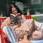 Kangana Ranaut Instagram - A lightened up day, and an enlightening book! Kangana was captured this morning gorging on 'Death' by @sadhguru which she highly recommends for others to read. She also suggests to read the more famous counterparts, 'Inner Engineering' and 'Mystic's Musings' and make the most out of this self-quarantine period. . . . . . . #KanganaRanaut #Coronavirus #StayHomeStaySafe #Quarantine #JantaCurfew