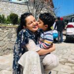 Kangana Ranaut Instagram - Kangana just reached Manali and Prithu is thrilled to see his Maasi after so long. Afterall, maasi never forgets to pamper him with kisses and chocolates. ♥🍫🤗 . . . . . . #KanganaRanaut #TeamKanganaRanaut Manali, Himachal Pradesh