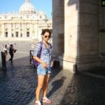 Kangana Ranaut Instagram - Major #Throwback check: Wanderlust Kangana travelling all around Europe (in 2008!!) learning about art-history and wines. Sundays are for reminiscing about those carefree days, till we can travel again ...