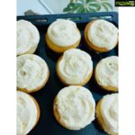 Kangana Ranaut Instagram - Necessity is the mother of invention. Baker 👩‍🍳 Kangana’s kitchen is now serving cupcakes 🧁 made with white butter and cheese frosting, and lots of love. 😆 . . . . . . #KanganaRanaut #Quarantine #Coronavirus Manali, Himachal Pradesh