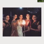 Kangana Ranaut Instagram – Let this #throwback of #KanganaRanaut from the sets of #Manikarnika inspire and encourage you to light a diya/candle at 9 PM today. Don’t forget to stay at home, because we are still #socialdistancing

#9PM9minute #indiafightscorona