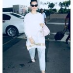 Kangana Ranaut Instagram - #Repost @delhi.times • • • #StyleFile - This is an appreciation post for #KanganaRanaut’s airport looks featuring #ethnicwear. . . . #kanganaranaut #kanganaranautfanclub #kanganaranautfc #kanganaranautfans #kanganaranautfashion #kanganaranautstyle #kanganaranautnecklace #kanganaranautlovers #ethnicwear #ethnicfashion #bollywoodethnic #airportlook #bollywoodethnicstyle #sari #suitfashion #airportlooks😍💕 #bollywoodairportstyle #airportlooks #bollywoodairportlook #celebspotting #celebairportfashion #bollywoodpaparazzi #teamkanganaranaut #teamkangana