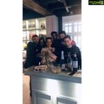 Kangana Ranaut Instagram - A family that stays in together, celebrates together. Kangana and fam celebrated her birthday in Manali, with home-made cake (by @rangoli_r_chandel), wine, and some wonderful memories. PS: don’t forget to notice the traditional cap and the hand-written letter gifted to Kangana by her Bua ji. 💗💗💗