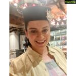 Kangana Ranaut Instagram - A family that stays in together, celebrates together. Kangana and fam celebrated her birthday in Manali, with home-made cake (by @rangoli_r_chandel), wine, and some wonderful memories. PS: don’t forget to notice the traditional cap and the hand-written letter gifted to Kangana by her Bua ji. 💗💗💗