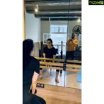 Kangana Ranaut Instagram - Training never stops for #KanganaRanaut who is working out with her trainer, @siddharthasingh1810 in Manali during #coronavirus quarantine. Fun Fact: Sid has trained Kangana during Rangoon and Tanu Weds Manu, and she trains with him whenever she's Manali. Manali, Himachal Pradesh