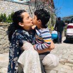 Kangana Ranaut Instagram - Kangana just reached Manali and Prithu is thrilled to see his Maasi after so long. Afterall, maasi never forgets to pamper him with kisses and chocolates. ♥🍫🤗 . . . . . . #KanganaRanaut #TeamKanganaRanaut Manali, Himachal Pradesh