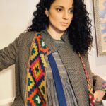 Kangana Ranaut Instagram - How stunning does kangana look in a very pahadi ensemble by indie and sustainable brand, @ilovepero . . Spotted in Delhi today for the Republic Summit for PM Modi's session. . . Hair - @hairbyhaseena Makeup - @loveleen_makeupandhair Outfit : @ilovepero Styling : @stylebyami