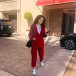 Kangana Ranaut Instagram - "Los Angeles is like a beauty parlor at the end of the universe." Here, Kangana was captured in LA taking delights of the beautiful city. 🌃