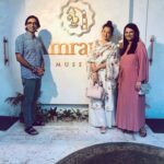 Kangana Ranaut Instagram – #KanganaRanaut loves art so much that today she spent hours at the @amrapalimuseum. The museum houses nearly 4,000 artefacts painstakingly collected from across the Indian subcontinent. Jaipur, Rajasthan