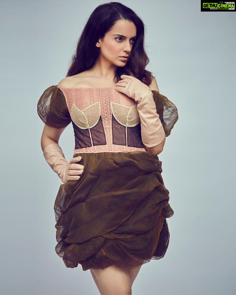 Kangana Ranaut Instagram - Fantastic in tulle ✨✨✨ . . . Wearing @ulyanasergeenko Styling: @stylebyami @mala_agnani @shnoy09 Hair : @hairbyhaseena Make up : @chettiaralbert Photographer : @kadamajay