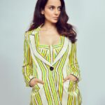 Kangana Ranaut Instagram – Corporate but make it fashion 😎
.
.
.
Wearing @shop_alexis
Styling: @stylebyami @mala_agnani
Hair : @hairbyhaseena
Make up : @chettiaralbert
Photographer : @ajay.shoots.spaces